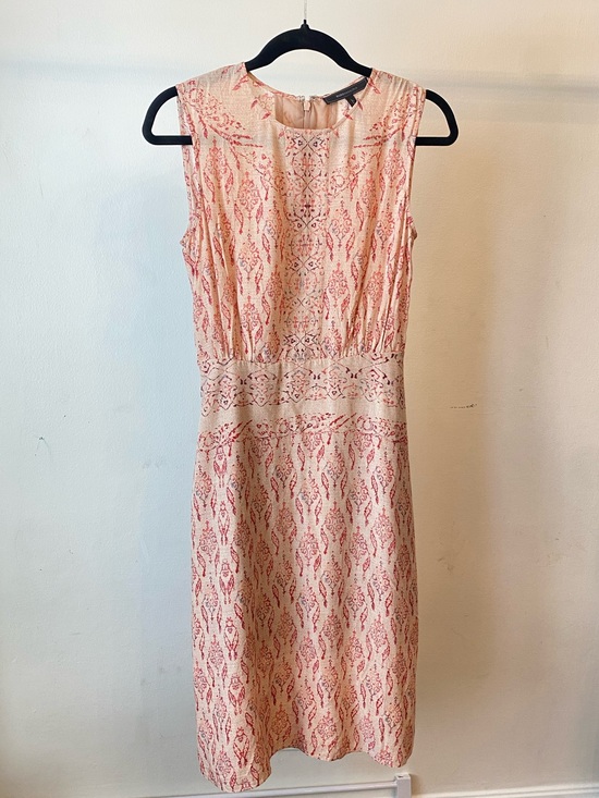 BCBGMaxAzria Dresses & Skirts - BCBGMaxAzria Sleeveless Pink Patterned Midi Dress